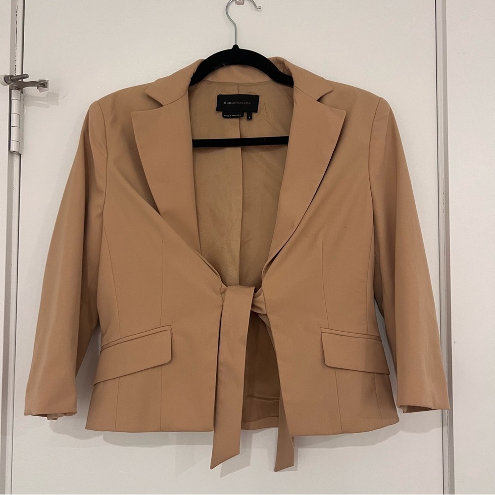 BCBG Maxazria Tan Blazer with Front Tie